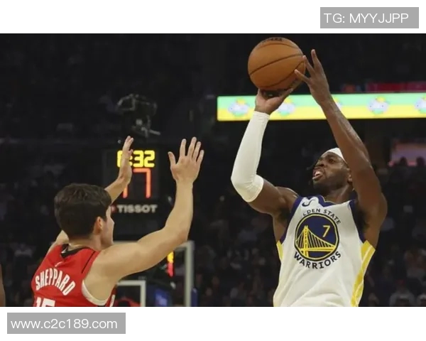 公牛与勇士激战1月18日NBA赛场精彩对决引发球迷热议